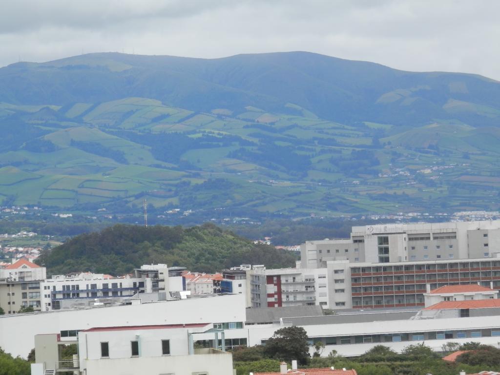 Al - Apartamento Bairros Novos 24 Ponta Delgada  Room photo